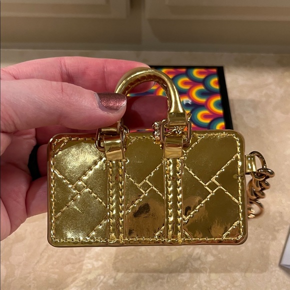 Kurt Geiger Metallic Gold Boston Bag Charm - Picture 4 of 5